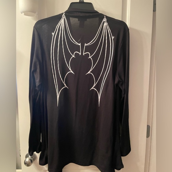 Hot Topic Sweaters - Bnwt hot topic size 2x waterfall cardigan with batwing